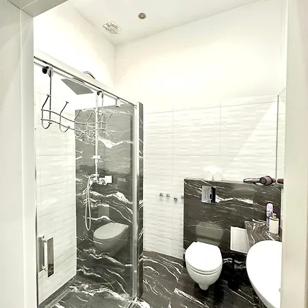 アパート Nowy Swiat Prestige - Elegant 2-room In Center ワルシャワ